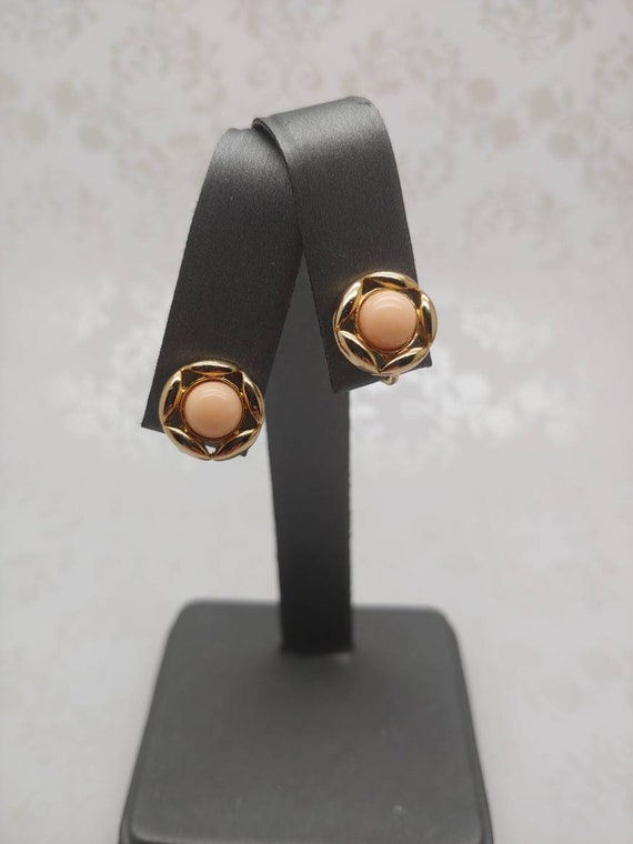 Vintage Avon Hinge Clip On Earrings Petite Gold T… - image 2