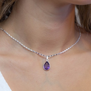 Delicate Amethyst Choker, Facetted Amethyst Drop Pendant, Amethyst Crystal Necklace, Sterling Silver, Chain Choker, Dainty Choker Necklace.