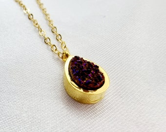 Dainty Druzy Necklace, Teardrop Pendant, Dark Purple Raw Crystal, 18K Real Gold Plated, Tiny Druzy, Genuine Gemstone, Simple Stone Necklace.