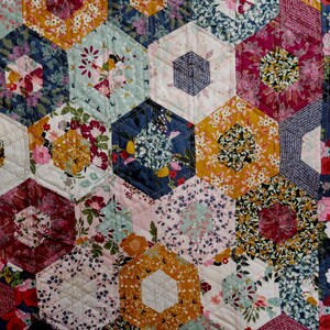 Hexagon Quilt Patterns, Easy Modern Quilt Patterns, Hexie Block Quilt Pattern, Digital Gifts for Her, Gifts for Quilters image 5