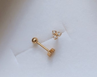 3 Cz Flower Shaped Stud Earrings • Tiny Flower studs • Tiny gold studs • Dainty CZ gold studs • Small Triangle Stud • 3 Leaves Flower Studs