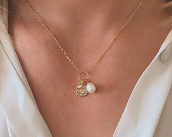 Gold Necklace with white Pearl and charm • Single Pearl Necklace • Pearl with Pendants Necklace