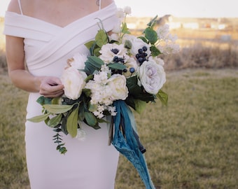 Wedding bouquet, wedding flowers, boho bouquet, bridal bouquet, greenery, eucalyptus, protea, Anemone, blush pink,ivory, white