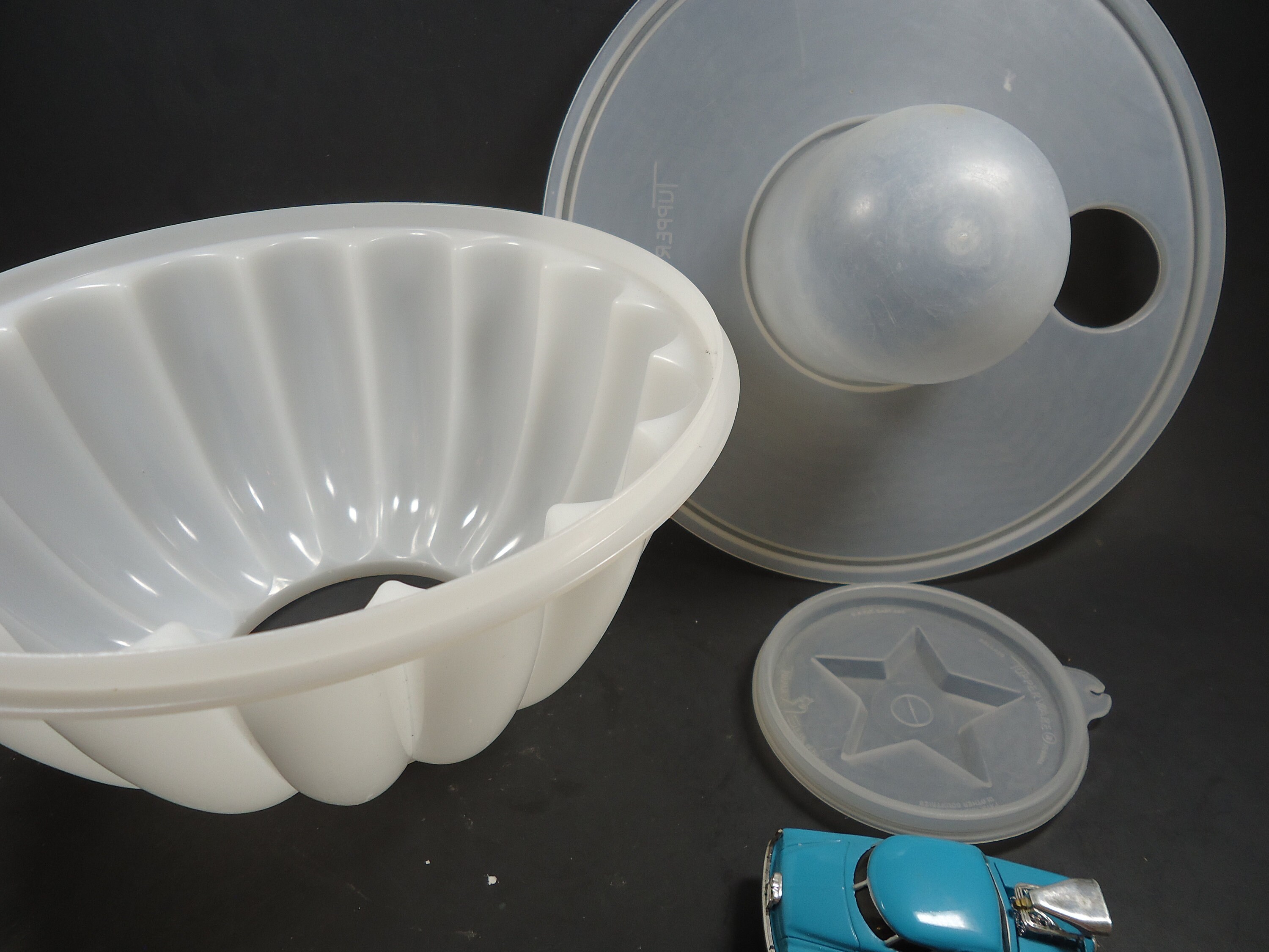 Tupperware Jel-N-Serve Jello Mold #616-1, 229-17, 620-4, 631-4, 632-4, 633-4