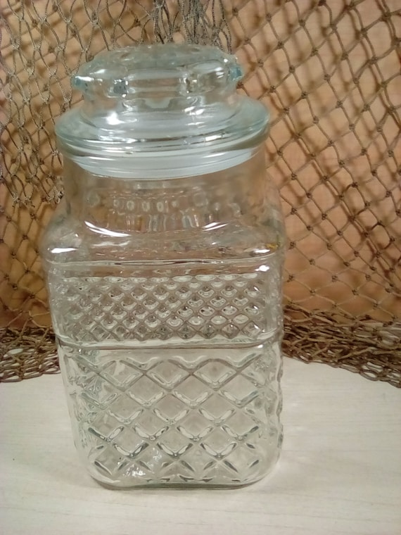 Glass Flour Canister Wexford by Anchor Hocking Glass Flour Canister Wexford by Anchor Hocking