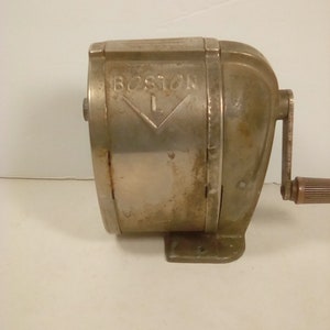 Vintage pencil sharpener Boston L