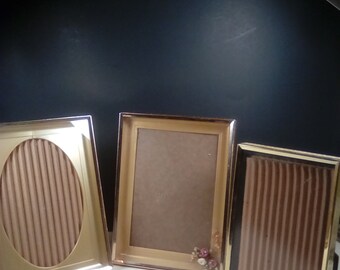 3 photo frames