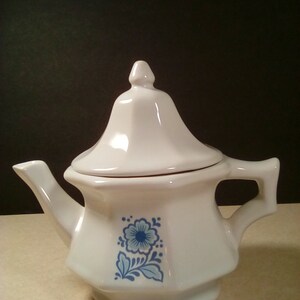 Vintage Avon tea pot with dome lid