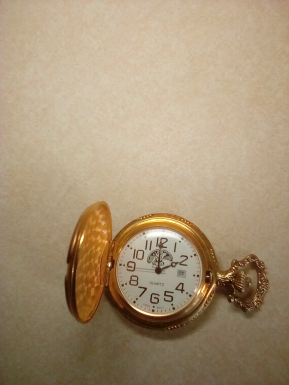 Bald Eagle Quartz pocket  watch - image 2