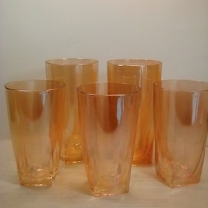 Set of 5 vanity amber squared bottom glasses