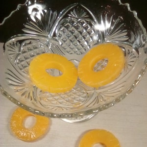 Clear glass pedestal pineapple design bowl
