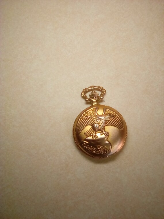 Bald Eagle Quartz pocket  watch - image 3