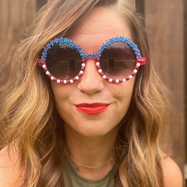 USA. Patriotic Sunglasses.