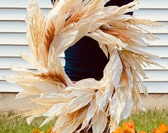 Fall Corn Husk Wreath, Fall Wreath for Front Door, Neutral Fall Farmhouse Wreath, Autumn Porch Decor, Fall Pampas Wreath, Fall Mantle Decor