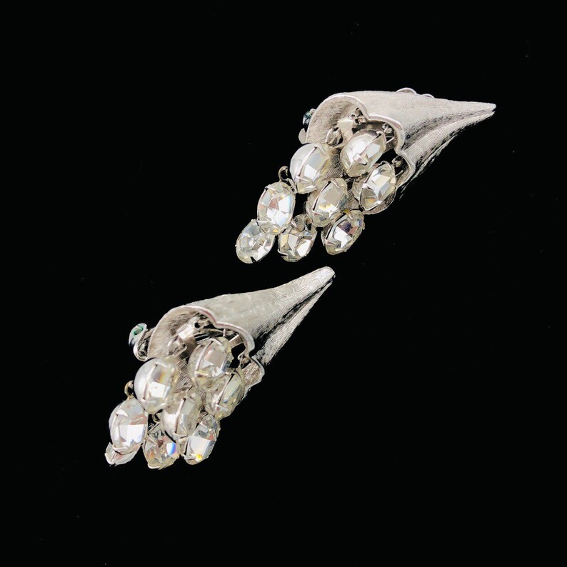 Mid-Century Necklace Large Oval Rhinestones Designer Quality Statement Earrings Vintage Silver Mesh Rhinestone Waterfall Jewelry Set
