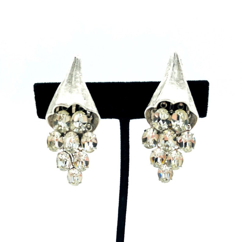 Mid-Century Necklace Large Oval Rhinestones Designer Quality Statement Earrings Vintage Silver Mesh Rhinestone Waterfall Jewelry Set