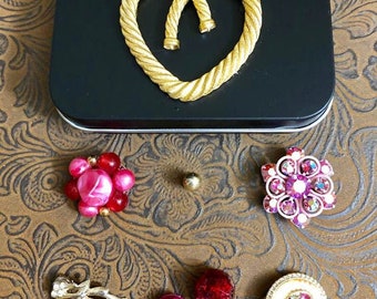 Vintage Earring Magnet Set 011