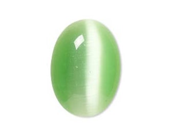 Cat's Eye Light Green Cabochon Stones          175