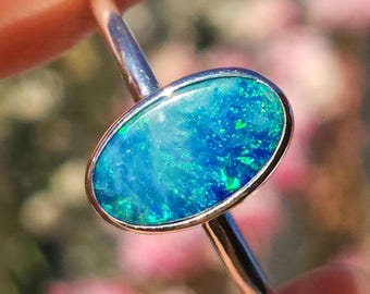 Australian opal doublet ring / Size US 6 1/2,  Silver opal ring/ dainty Australian opal ring/ crystal opal ring/ rainbow gemstone