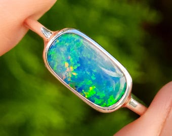 ALENA | Coober Pedy opal ring / Size 8 / Australian Crystal opal doublet / Minimalist ring / dainty jewelry