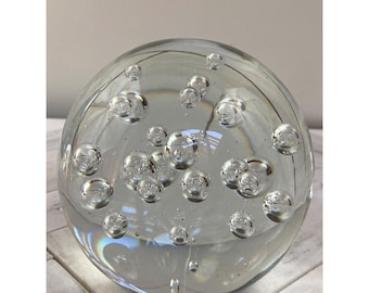 Pisapapeles de cristal con forma de esfera, de gran tamaño y estilo vintage, con burbujas controladas.