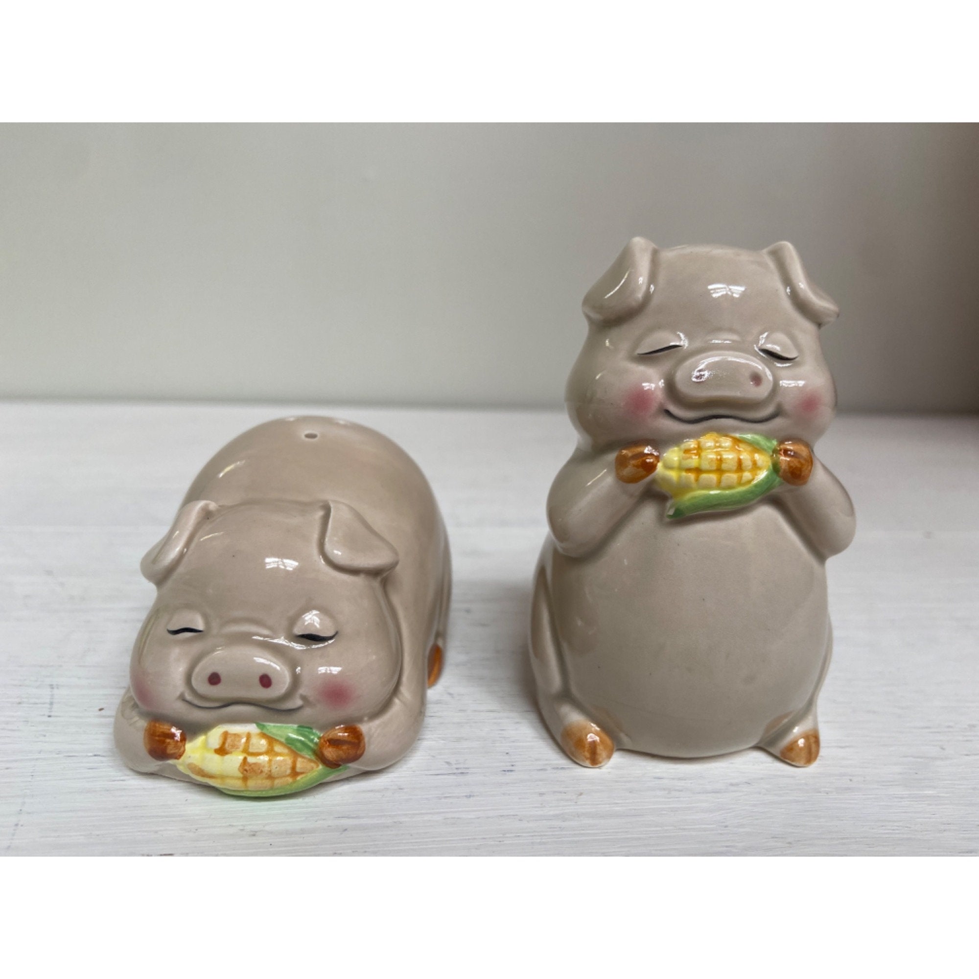 Vintage Lefton China Hand Painted Pigs Eating Corn Salt and Pepper