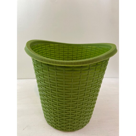 Vintage Mid Century Modern Fesco Avocado Green Faux Wicker Woven