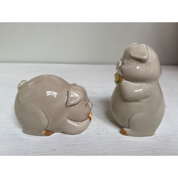 Vintage Lefton China Hand Painted Pigs Eating Corn Salt and Pepper