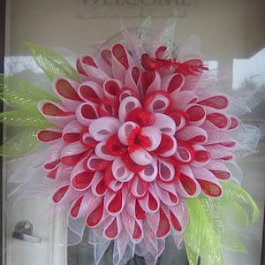 Everyday Flower Wreath: Red & White Door Decor