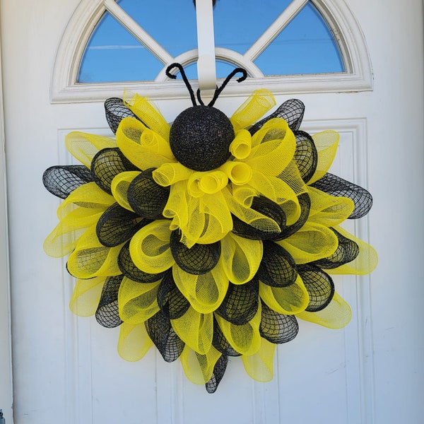 bumble bee Wreath, easter cross peace lily wreath, lady bug wreath, easter wreath, deco mesh wreath,  summer wreath, spring  wreath,  wreath