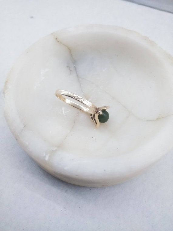 Jade Bark Etched Vintage 10k Gold Ring, Size 4.5 … - image 8