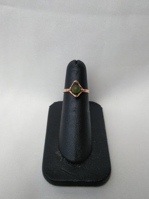 Jade Bark Etched Vintage 10k Gold Ring, Size 4.5 … - image 2