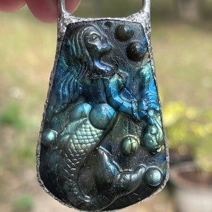 Labradorite mermaid pendant