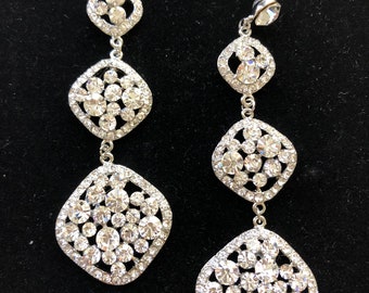 Hermosos pendientes de candelabro en cristal