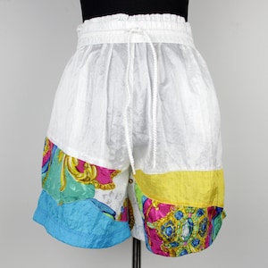 Pantalones cortos deportivos vintage de los años 90 con cordón y bolsillos // Pantalones cortos deportivos de cintura alta estilo retro para entrenamiento y fitness