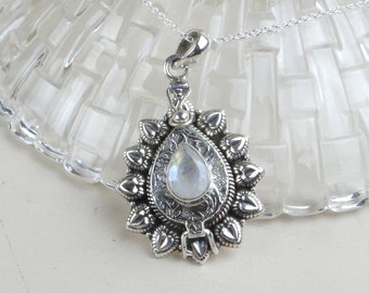Handmade Sterling Silver Rainbow Moonstone Poison Pendant, Secret Box Gemstone Pendant, Gift For Her