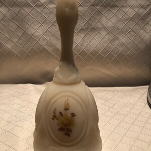 fenton custard autumn bell with brown flowers bell