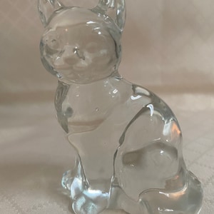 Fenton Crystal siedzący kotek