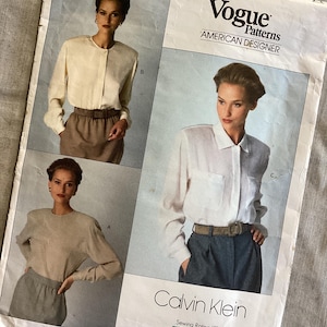 Calvin Klein Vintage for Vogue American Designer Patterns 2397 ~ Classic Blouse or Button Up Shirt   ~ Vintage 1989 ~ Factory Folded