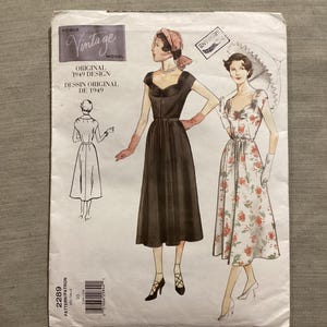 Vogue Vintage Model Dress Pattern ~ Original 1949 Design ~ 2289 ~ Factory Folded Size 10