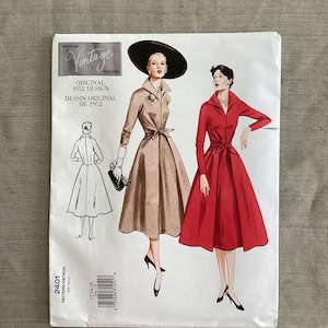 VINTAGE VOGUE MODEL Dress Pattern 2401 Original 1952 Design Size 6-10 or 18-22 1950s O.O.P