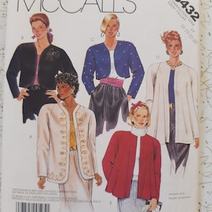 May include: McCall's sewing pattern envelope with jacket illustrations. Pattern number 3432, sizes 16-18-20-22. The text emphasizes "Overlock (Serger) Sewing" and includes French text. The envelope shows various jacket designs.