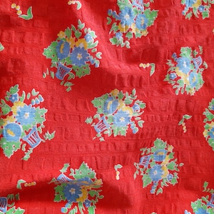 Large Piece of Vintage Cotton Seersucker Fabric ~ 1970s - Has Issues for craft or smaller clothing items - 3.8m x 115cm