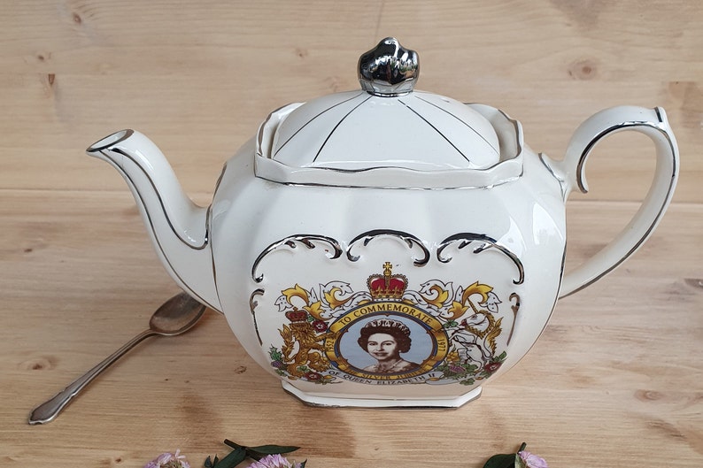 Rare Queen Elizabeth II Silver Jubilee Teapot 1952 1977 Etsy