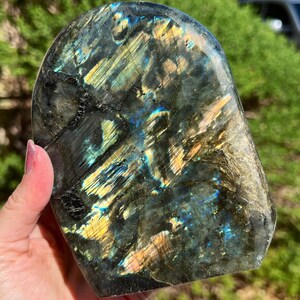 2.14lb Flashy Labradorite Freeform,Polished Labradorite Freeform, Self Standing Labradorite, Home Decor, Plus FREE Pocket Stones!