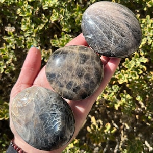 You Choose*Black Moonstone Palmstones, Black Moonstone Crystal, Moonstone Palmstone, Polished Moonstone, Flashy Moonstone