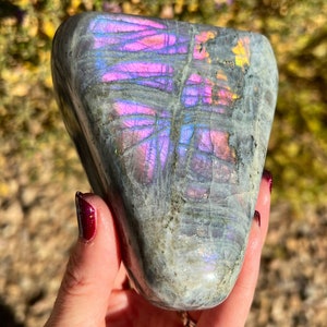1.1lb Flashy Purple Labradorite Freeform,Polished Labradorite Freeform, Self Standing Labradorite, Home Decor, Plus FREE Pocket Stones!