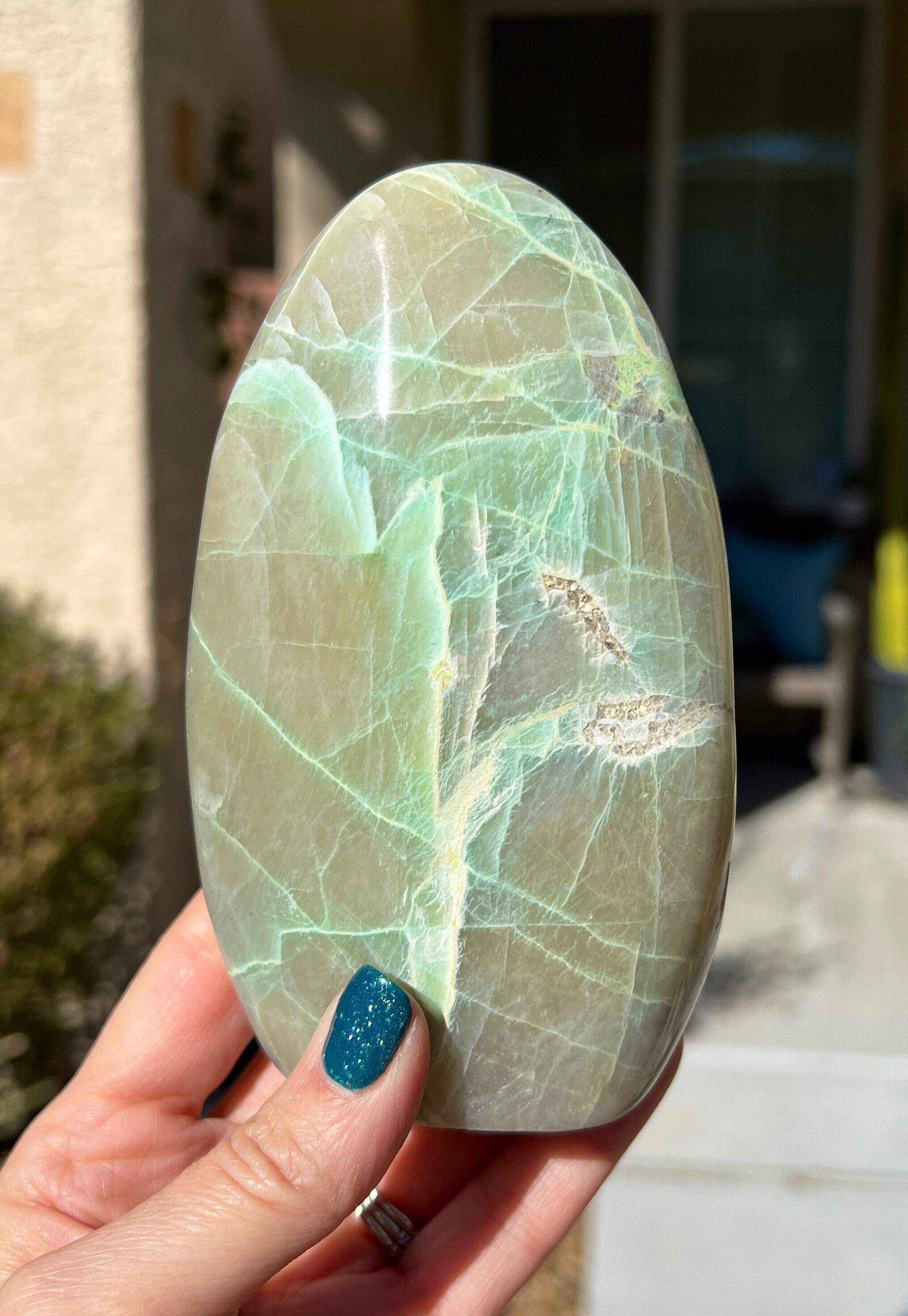 1.7lb UV Reactive Garnierite Freeform - Etsy