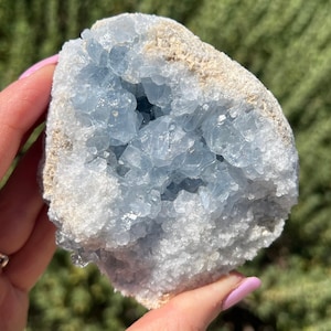 1.1lb Celestite Cluster , Celestine Cluster, Celestite Crystal, High Quality Celestite, Raw Celestite, Celestite Geode Cluster, Blue Crystal