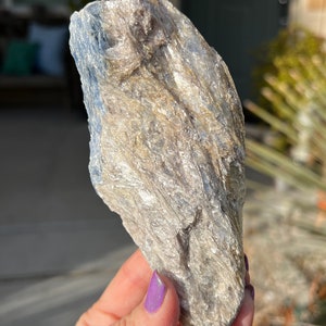 1lb Blue Kyanite Cluster, Raw Kyanite, Natural Blue Kyanite, Rough Kyanite, Blue Kyanite Raw, Kyanite Quartz, Mica Blue Kyanite